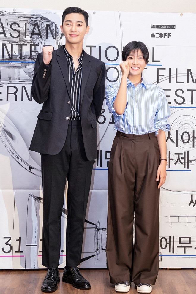 AISFF2019_특별심사위원.jpg