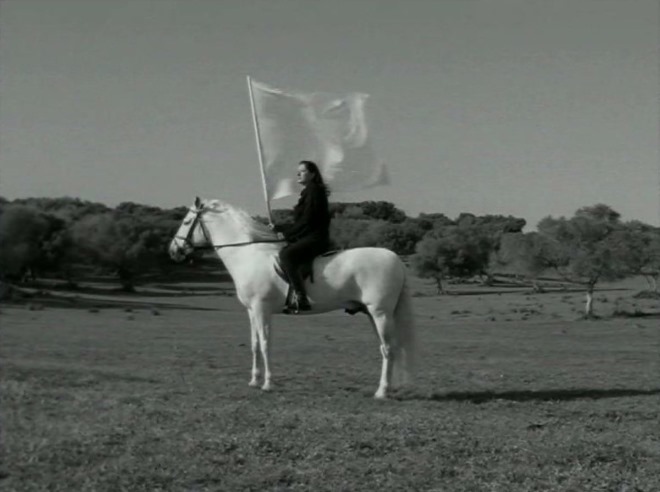 abramovic_thehero01_w-1200x893.jpg