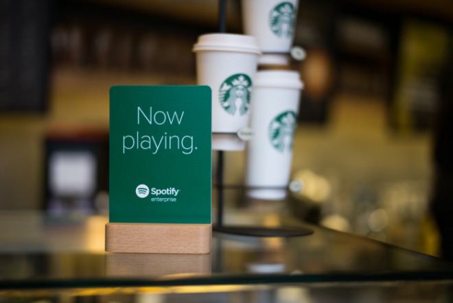 starbucks_1.jpg