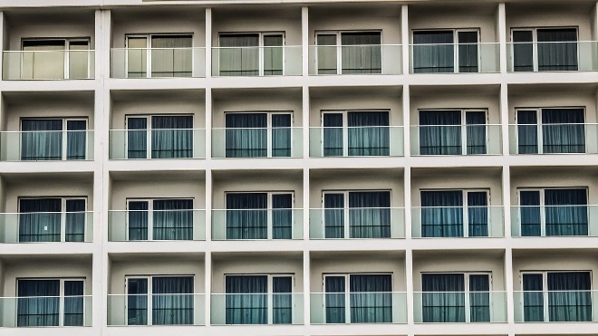 building-2147254_1280.jpg