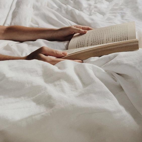 relax-sunday-weekend-bedsheets-beautiful-autumn-girl-Favim.com-6557219.jpg