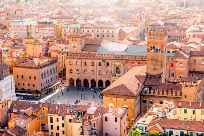 3000x2400-it_bologna-italy.jpg