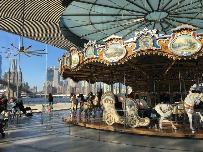 [크기변환]merry-go-round-1904715_960_720.jpg