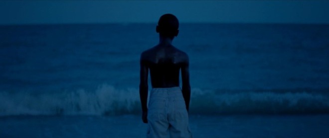 영화문라이트_moonlight_배리_젠킨스_성장영화_감성영화_영화추천_트래반트_로즈_나오미_해리스_오스카상_아카데미_139관왕_수상Moo.jpg