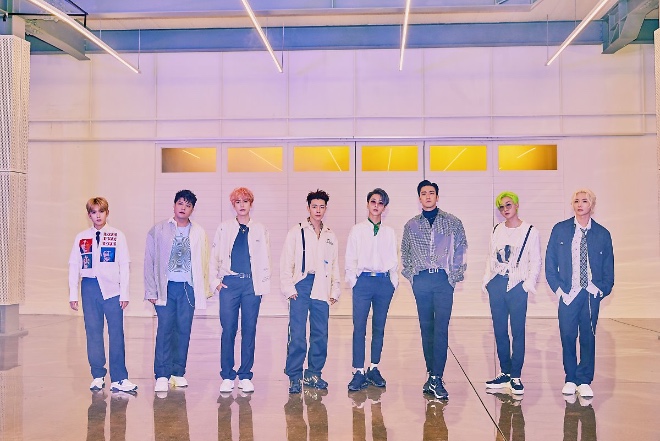 슈퍼주니어_정규_9집_스페셜_버전_'타임라인'_단체_이미지.jpg