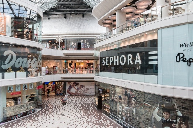 shopping-mall-906721_960_720.jpg