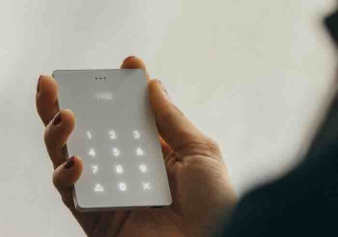 [크기변환]right phone.jpg