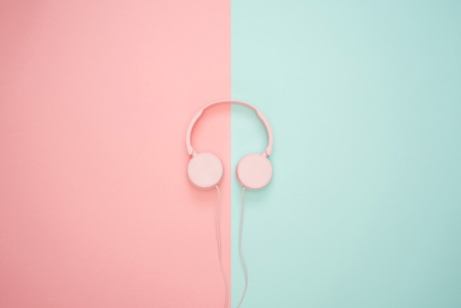 headphones-3435888_1280.jpg