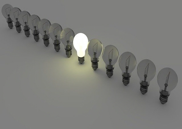 [크기변환]light-bulbs-1125016_640.jpg