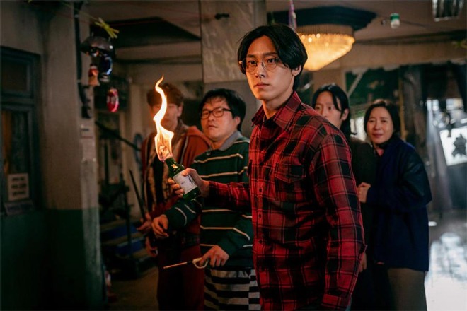 스위트홈 속 이은혁.jpg