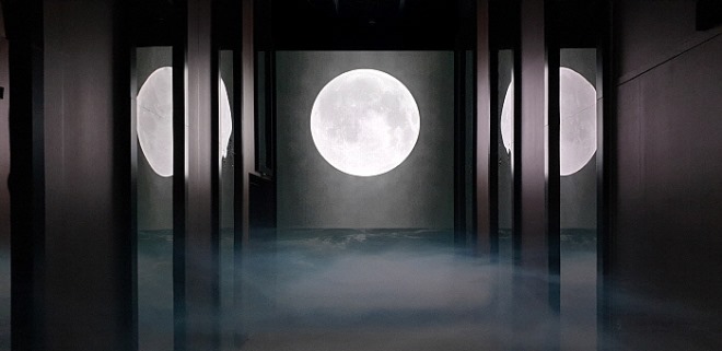 corridor of light2.jpg