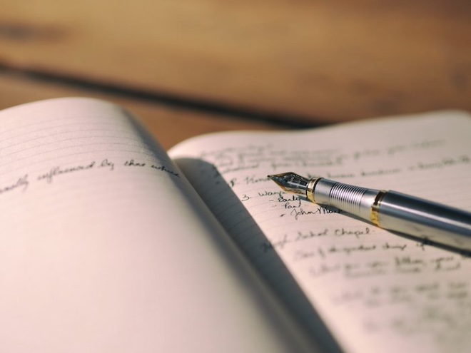 notebook-1840276_1920.jpg