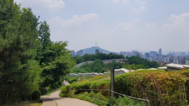 인왕산 구간.jpg