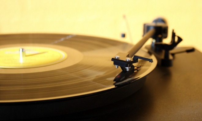 s-record-player-1224409_1920.jpg