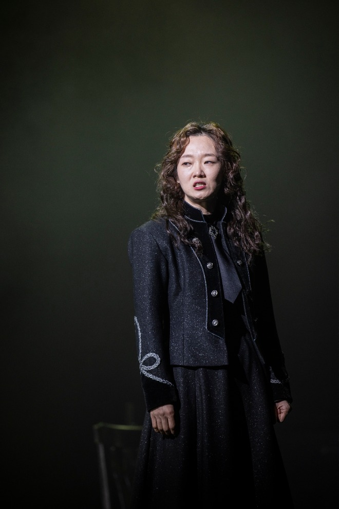[국립극단] 햄릿_공연사진(온라인극장) 2.jpg