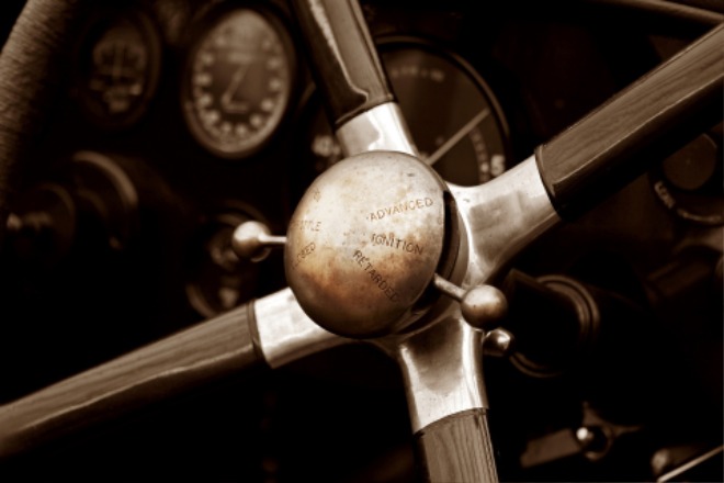 oldtimer-4190817_1920.jpg