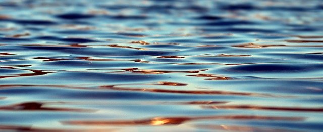 lake-2063957_640.jpg