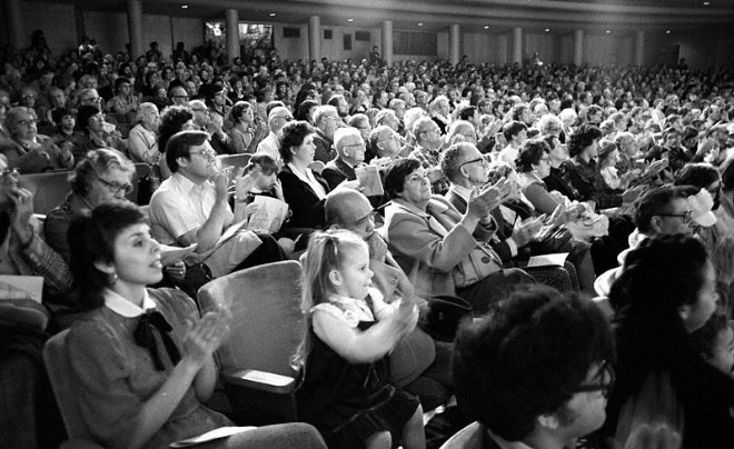 Girl+clapping+in+audience+8x12+300+dpi_jpg.jpg