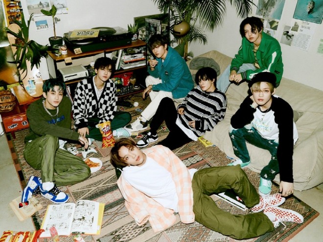 NCT DREAM_보링 단체 2.jpg