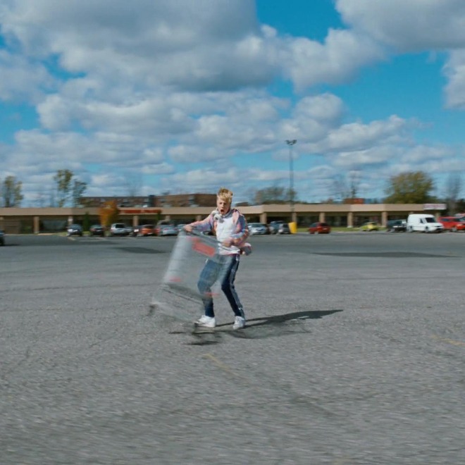Mommy.2014.720p.BluRay.x264.AAC-[YTS.MX].mp4_001767307.jpg