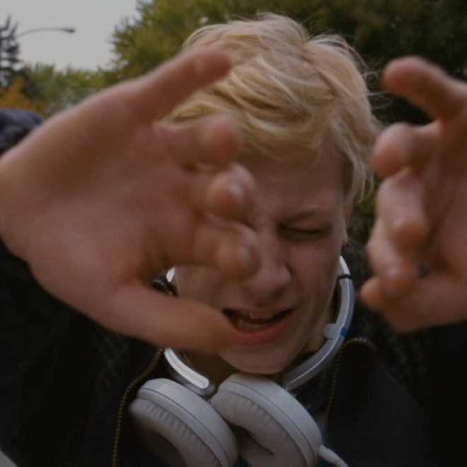 Mommy.2014.720p.BluRay.x264.AAC-[YTS.MX].mp4_004619698.jpg