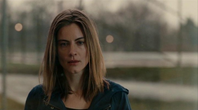 2009.In.Your.Veins.DVDRip.mkv_005099280.jpg