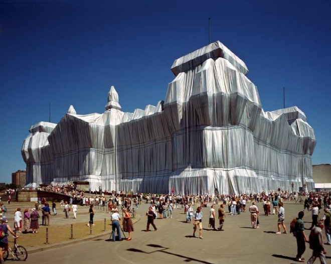 [크기변환]Wrapped Reichstag01.jpg