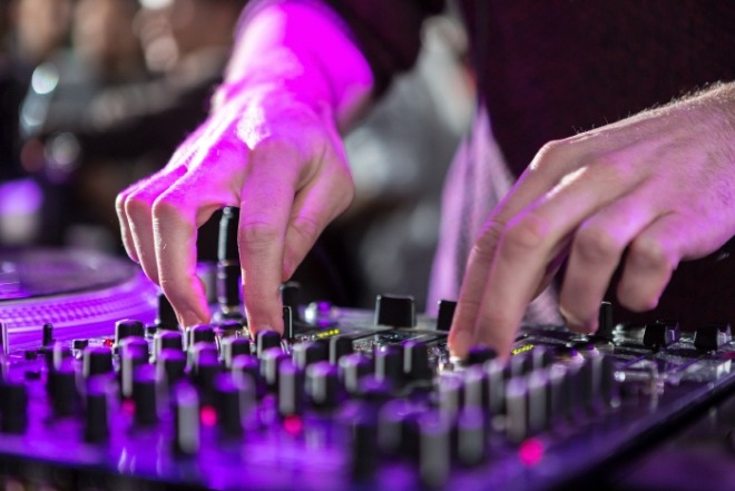 [크기변환]dj-6288661_1920.jpg