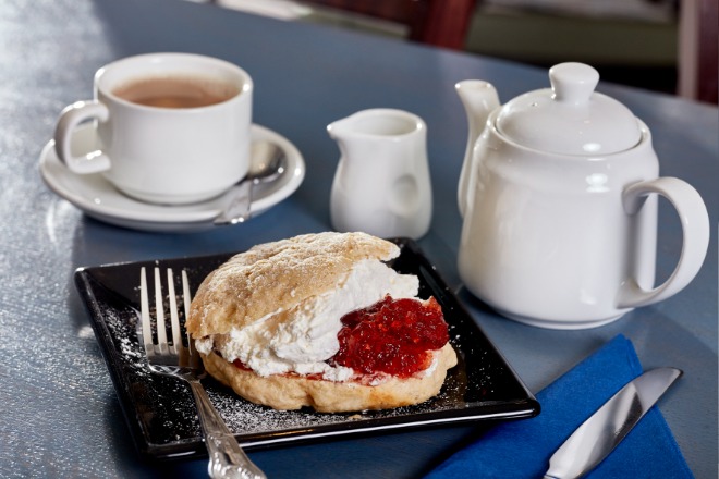 Tea-and-scone.jpg