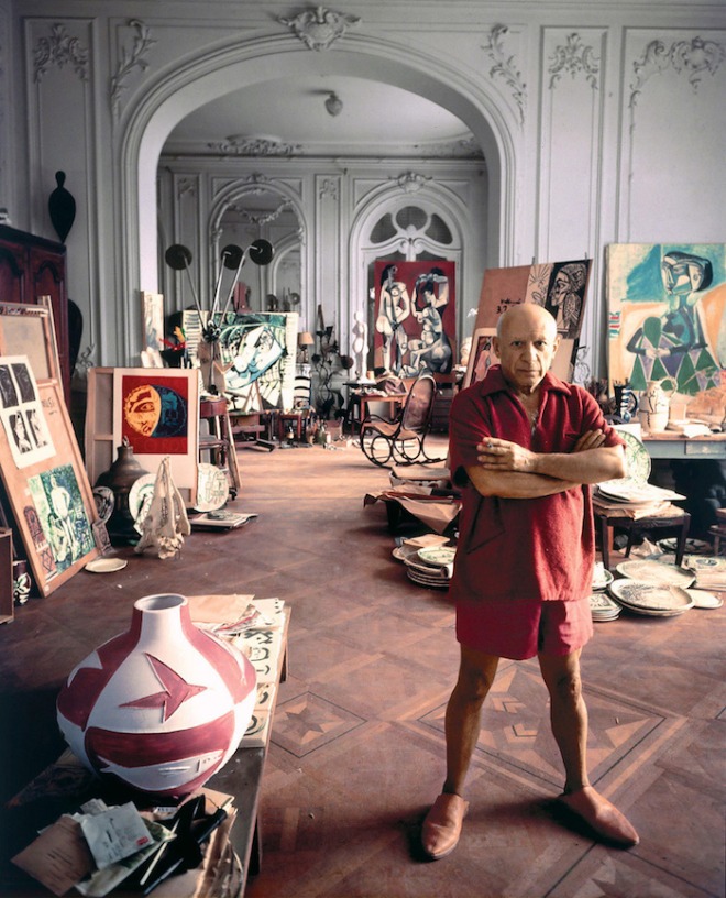 Pablo Picasso photographed in his studo near Cannes, France in 1956.jpg