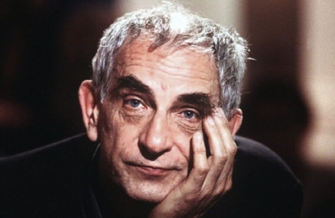 [크기변환]Krzysztof-Kieślowski.lecoolvalencia-e1459336191764-1024x780-770x500.jpg