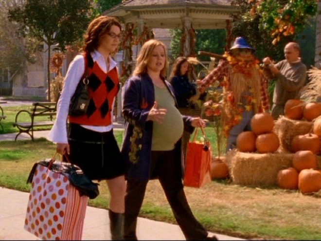 [크기변환][포맷변환]Lauren Graham -  Lorelai Gilmore Outfit Survivor #4 - We have a winner.jpg