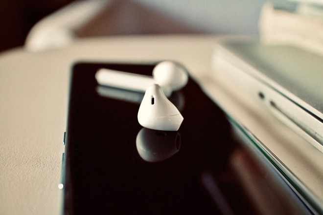[꾸미기][크기변환]earbuds-gaee7aa073_1920.jpg
