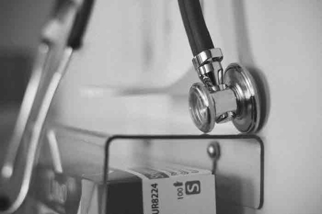 크기변환_stethoscope-840125_1280.jpg