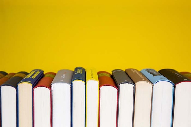 books-gc4af2c5a3_1920.jpg