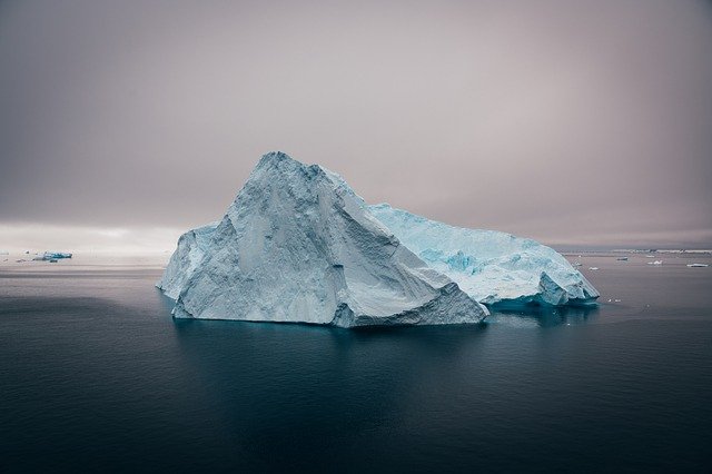 iceberg-g32dfac0cb_640.jpg