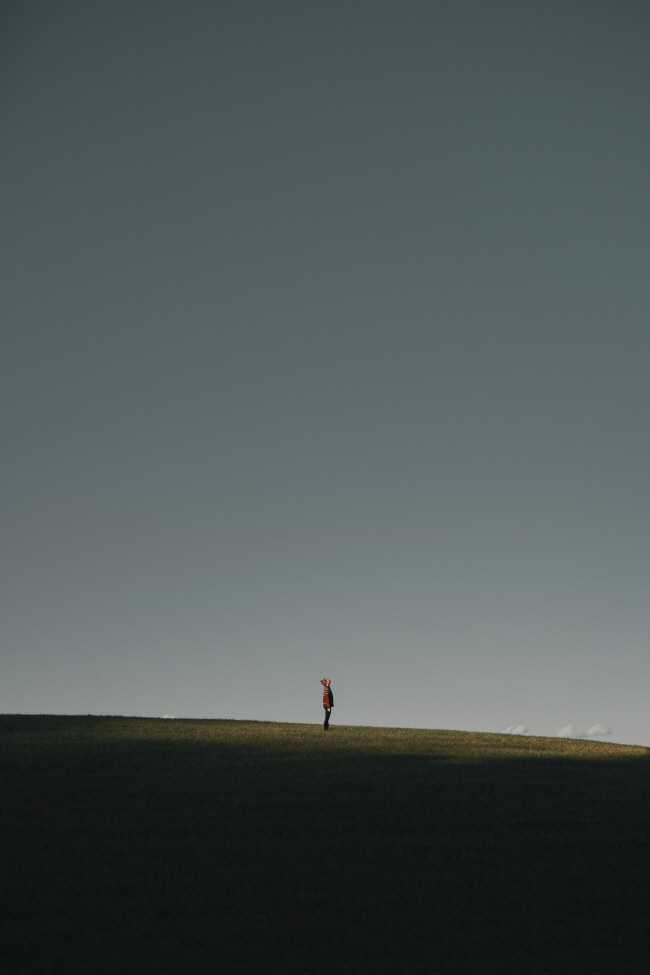 [크기변환]clay-banks-2WHFw6sRsZw-unsplash.jpg