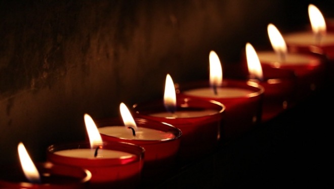 tea-lights-g95d60bdea_1920.jpg
