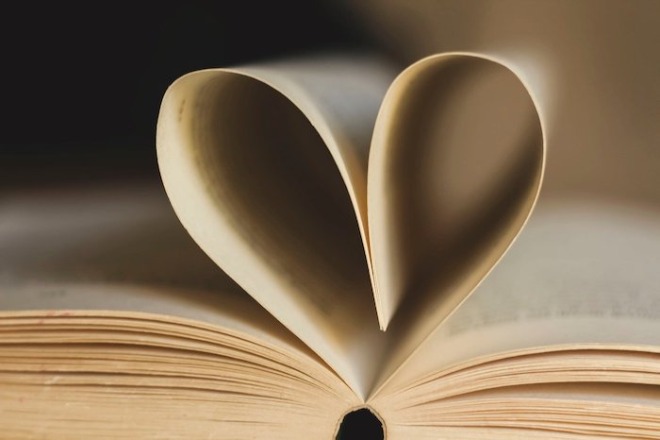 book-geec2dc0c0_1280.jpg