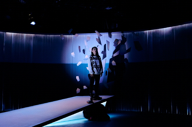 (22)눈을-뜻하는-수백-가지-단어들_공연사진_유주혜.jpg