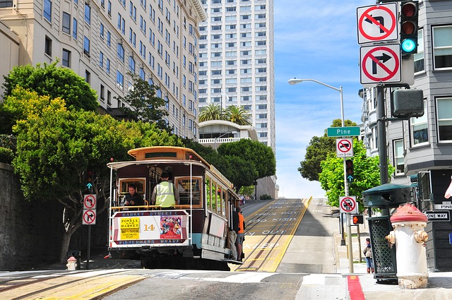 city-ge76aaa22f_640.jpg