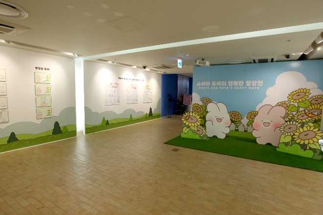 6_슈야_전시회사진.png