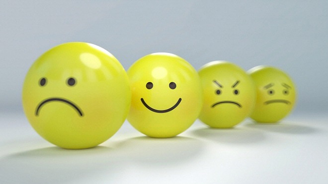 smiley-gd2f059198_1920.jpg