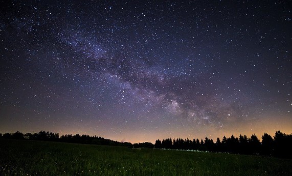 milky-way-gcfab419b7_640.jpg