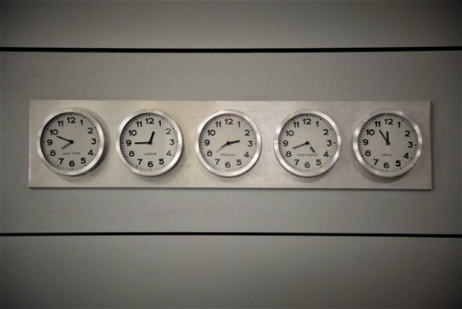 [크기변환]time-g5c73bc46b_1920.jpg
