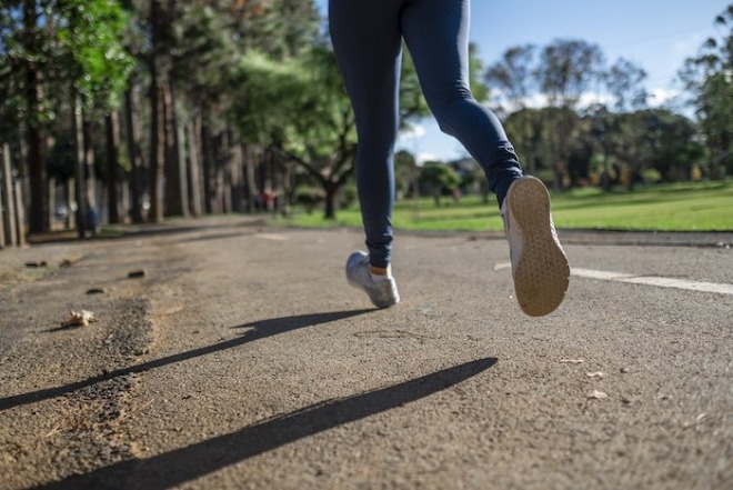 running-g4fe145247_1920.jpg