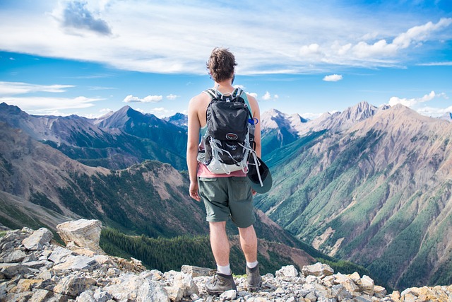 adventure-g9bba107ad_640.jpg