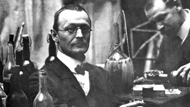HERMANHESSE.jpg