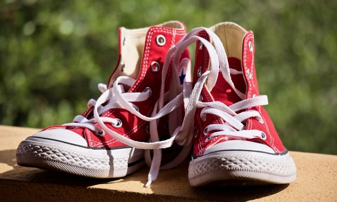 shoes-g560ebd7ee_1280.jpg