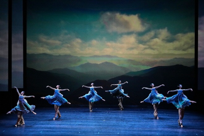 [크기변환]2021( Korea Emotion 2 ) - ⓒ Universal Ballet_photo by Kyongjin Kim  (64).jpg